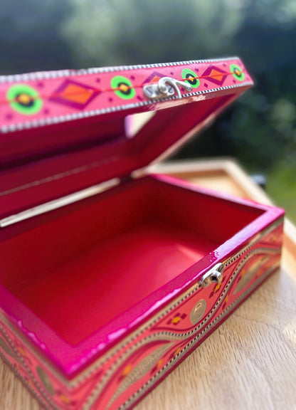 Handmade Chamakpatti Jewelry Box (Pink) - Truck'r